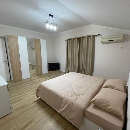 City Center Apartment Tirana Exterior foto