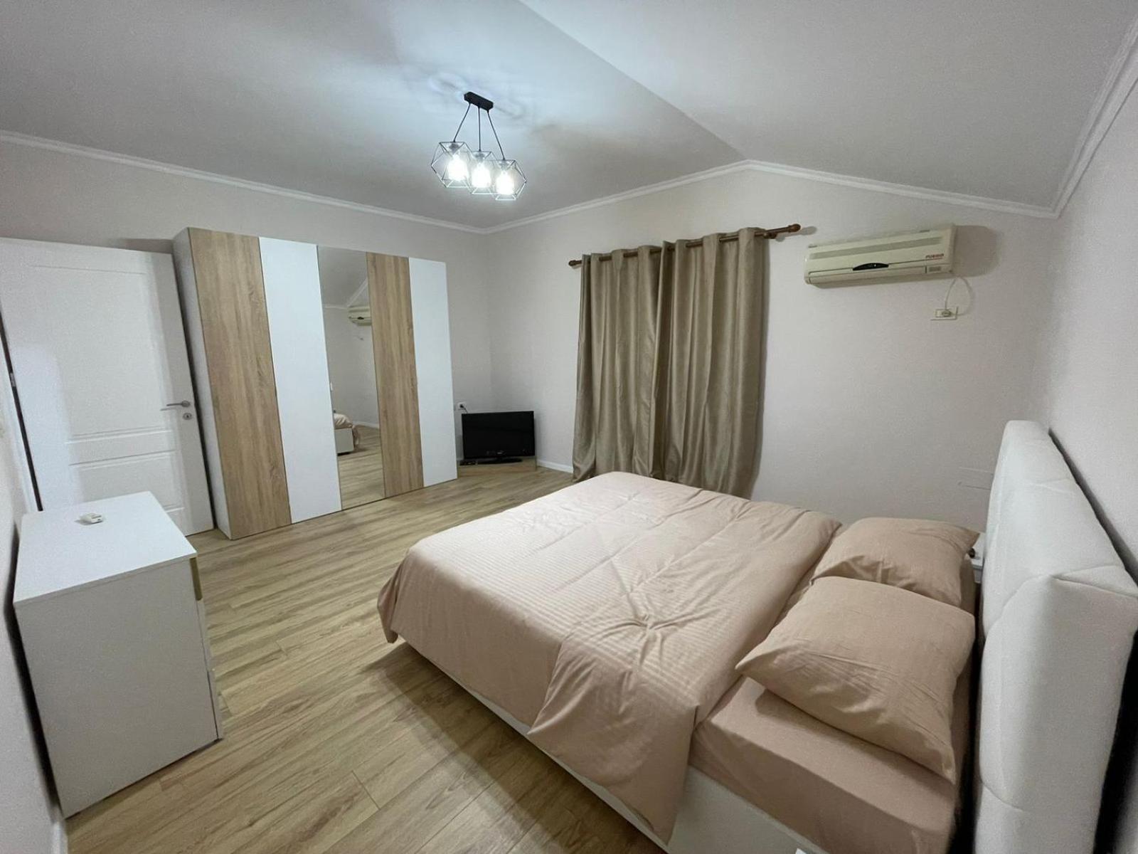 City Center Apartment Tirana Exterior foto